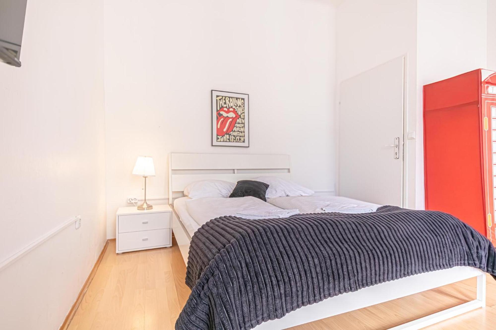 Sweet 3Br Shared Apt Near Wiener Stadthalle & Central Exterior photo